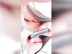 An Iraqi girl suck duck